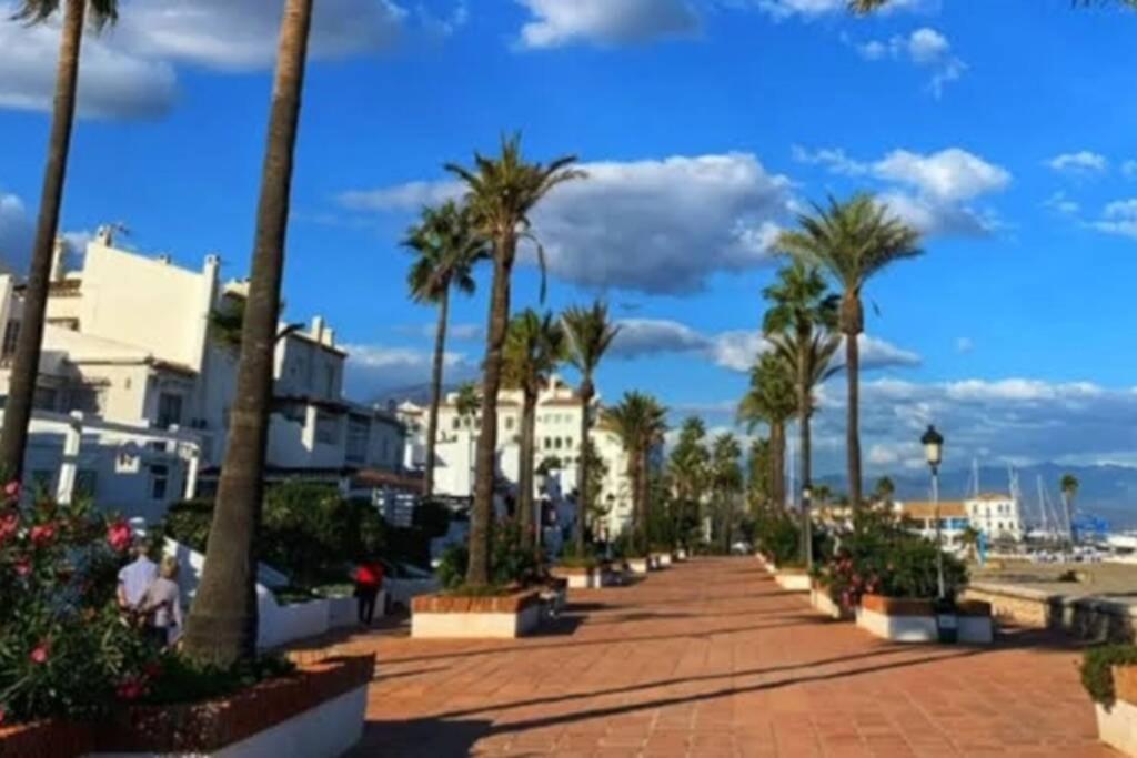 Beautiful Apartment In Duquesa Suites And Gardens Castillo de Sabinillas 外观 照片