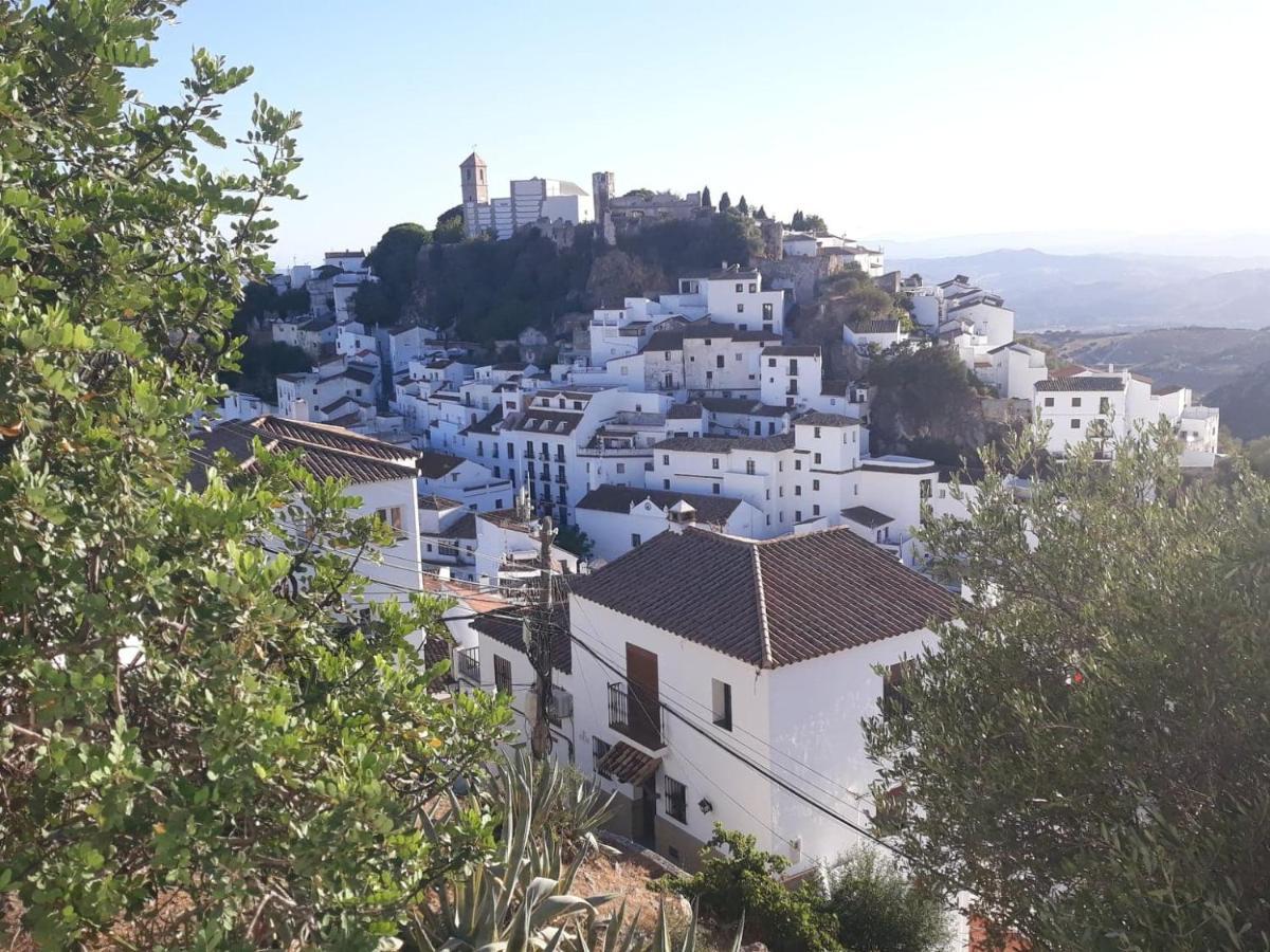 Beautiful Apartment In Duquesa Suites And Gardens Castillo de Sabinillas 外观 照片